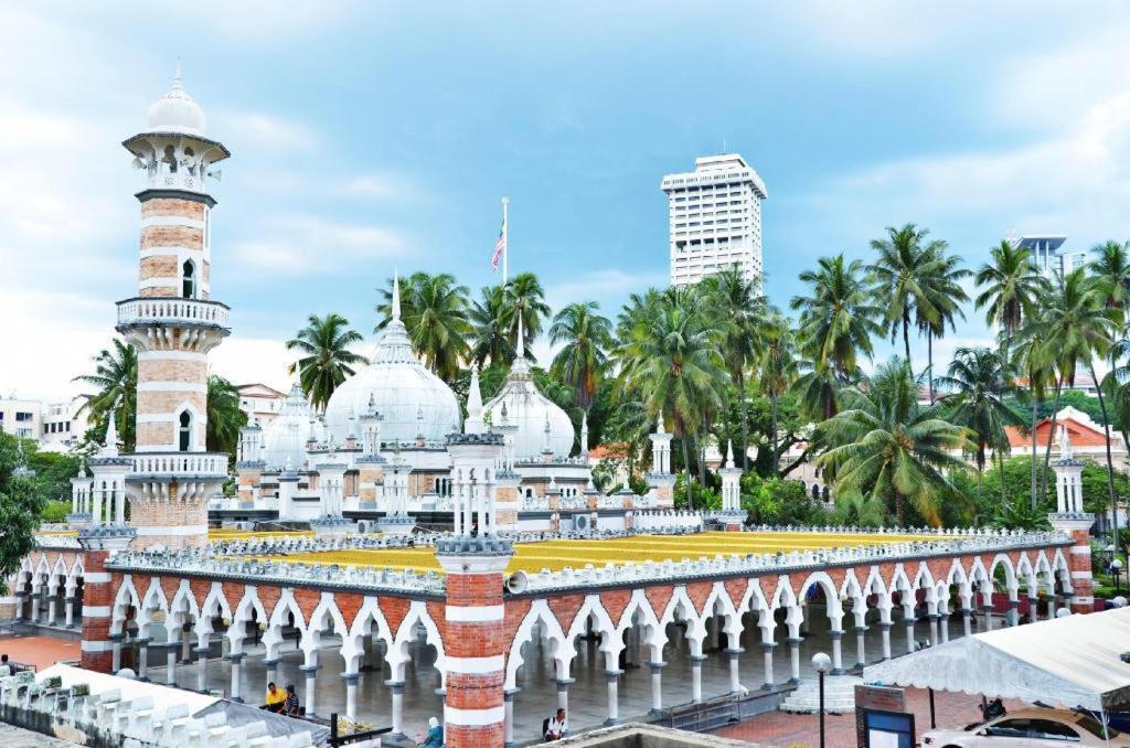 Kuala Lumpur International Hotel Exterior photo