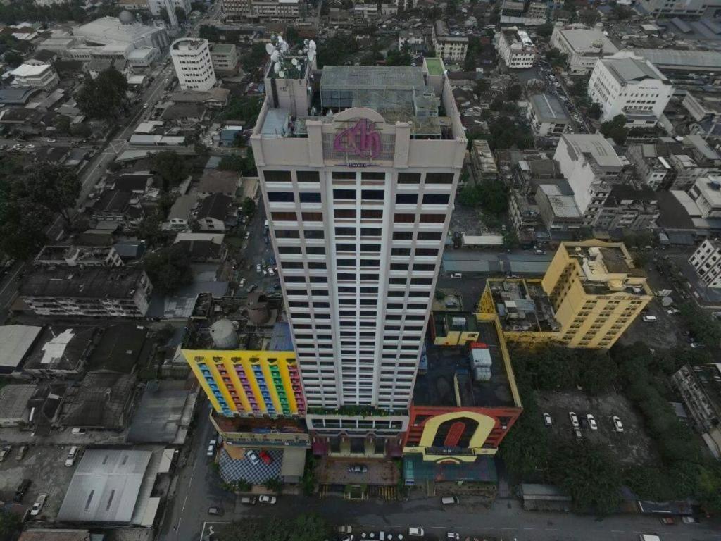 Kuala Lumpur International Hotel Exterior photo