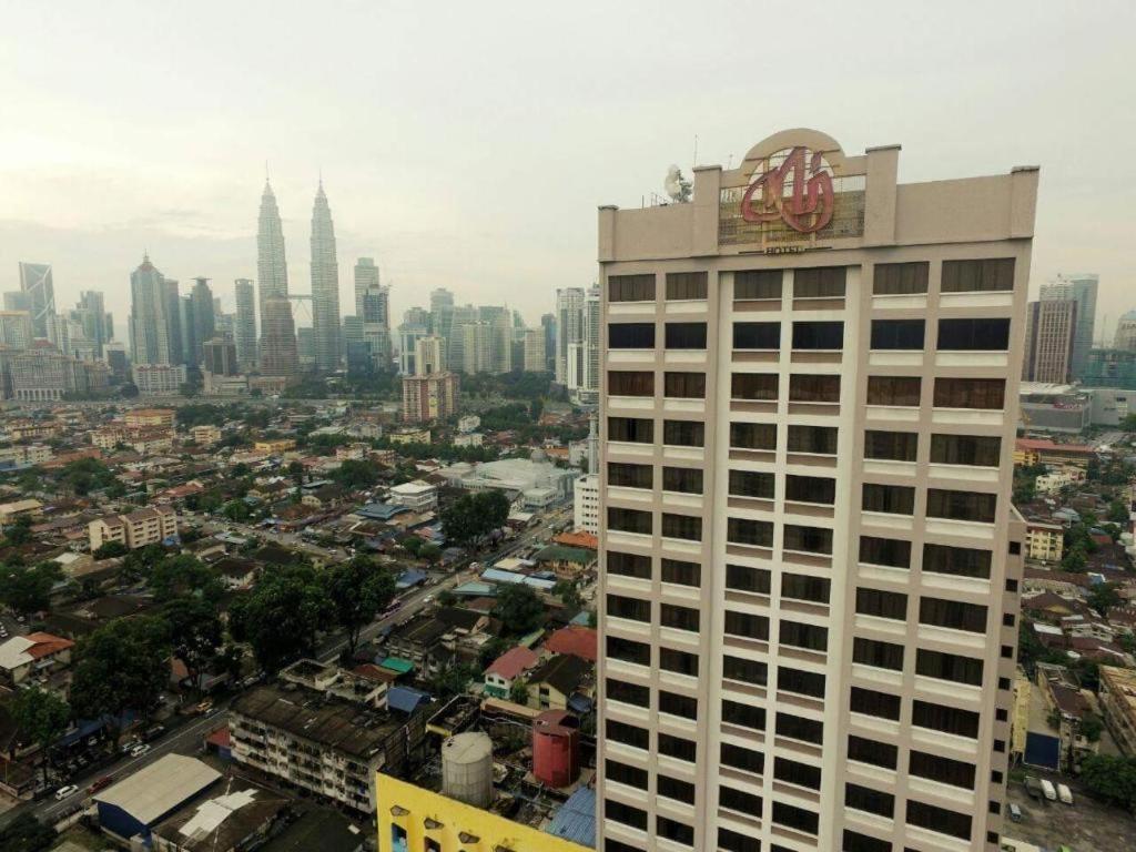 Kuala Lumpur International Hotel Exterior photo